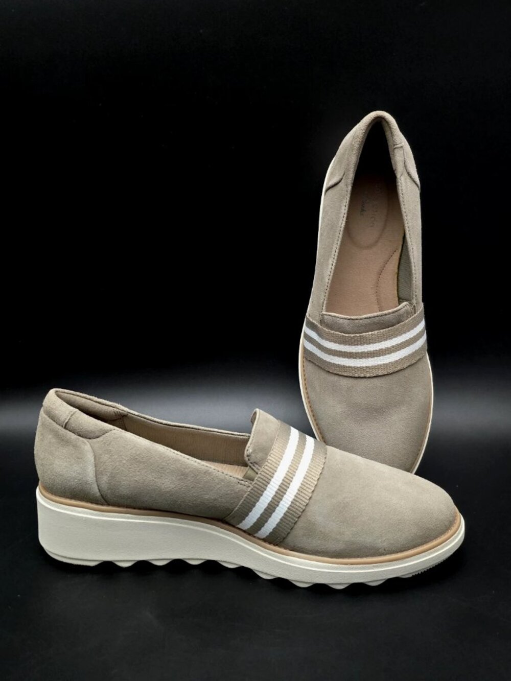 Clarks Sharon Bay Sage Suede Casual Slip-on Wedge Loafer Shoes Women's Size 10W